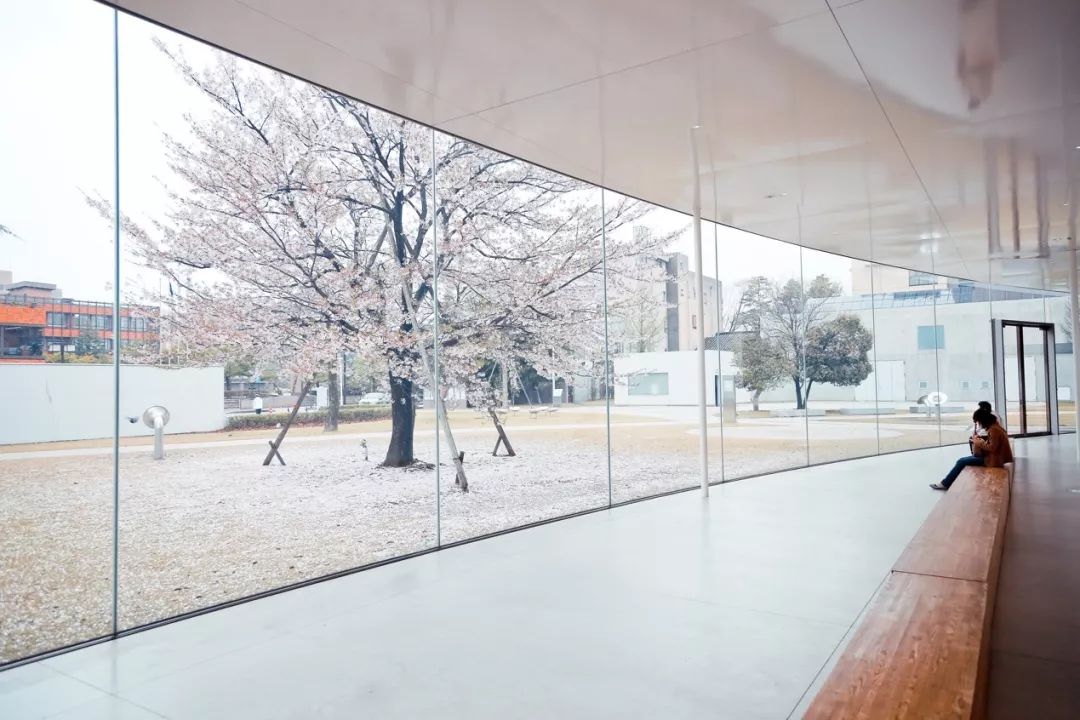 現(xiàn)代通透建筑——精制鋼(精制鋼)是最佳表現(xiàn)形式(圖2) 1.jpeg